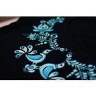 Hímzett kék madárkás matyó póló - Fekete